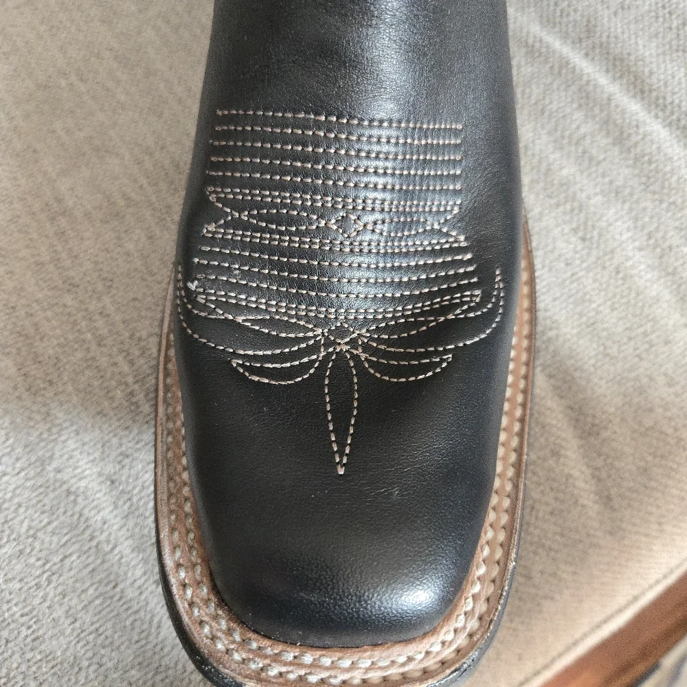 Lane Classic Square Leather Boot Women Size 7.5 Jet Black and Pale Ivory 012026 - Picture 10 of 12